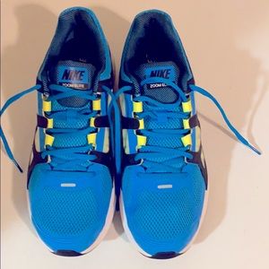 Nike Zoom Elite Sneakers